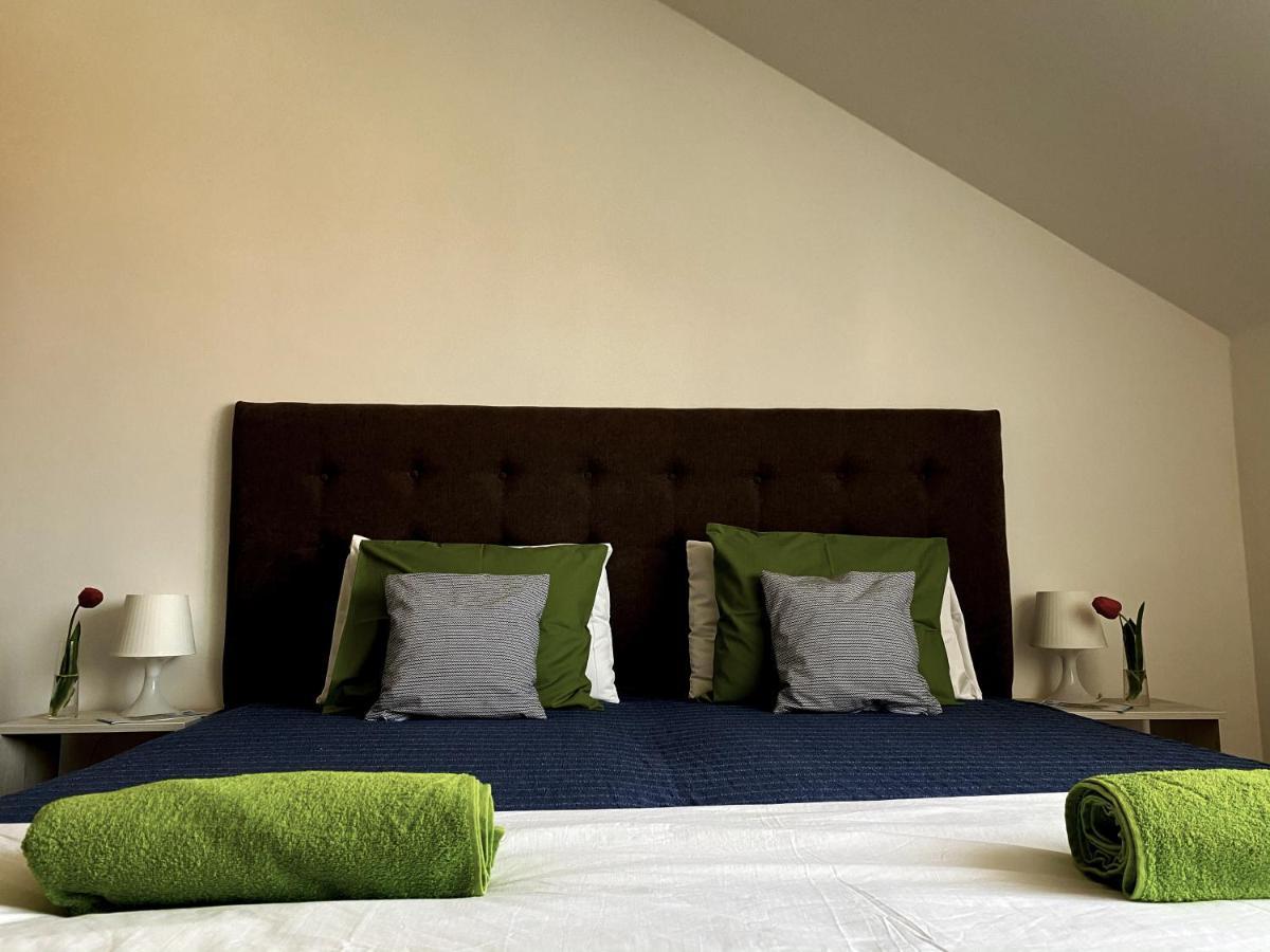 Bobita Apartman ชาร์วาร์ ภายนอก รูปภาพ